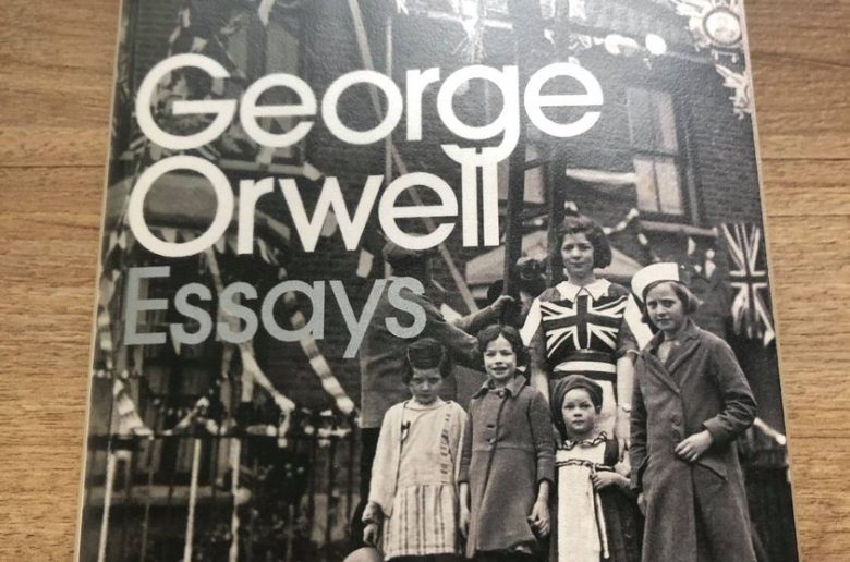 喬治•歐威爾(George Orwell)曾經發文檢討近代英語的劣化現象。圖/翻攝自一個律師的筆記本