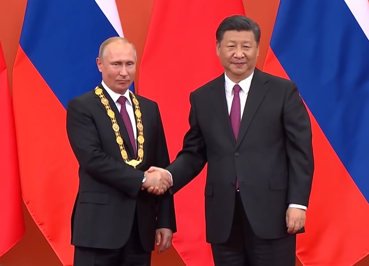 中國領導人習近平（右）、俄羅斯總統普丁（左）。 圖：翻攝自YouTube