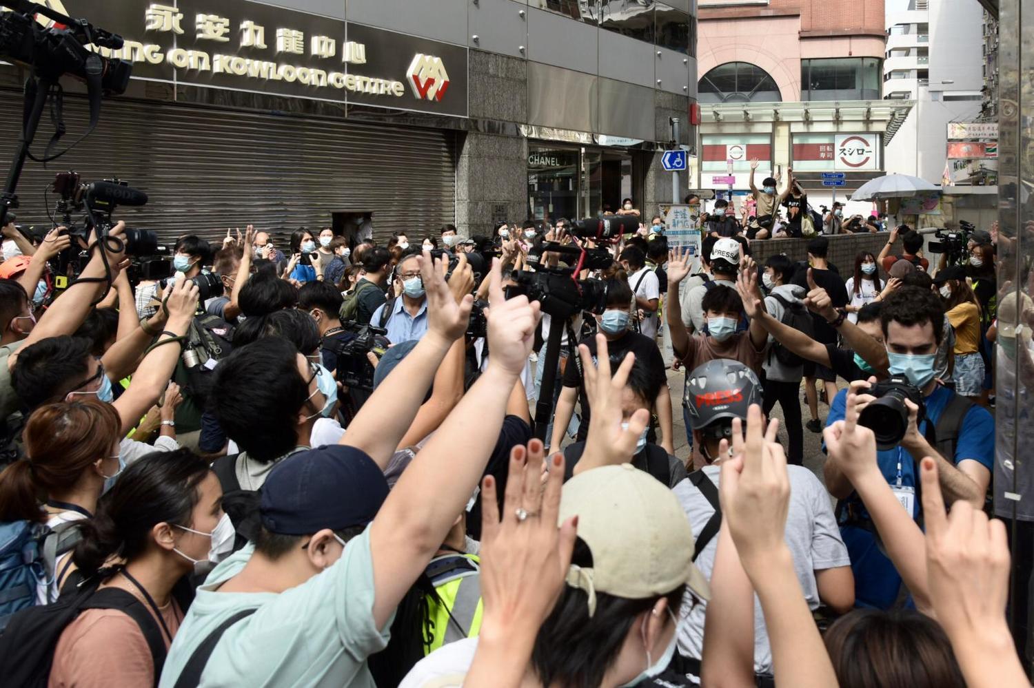 反送中運動激起了港人逃離中國統治的決心。   圖：翻攝自香港警察臉書（資料照片）