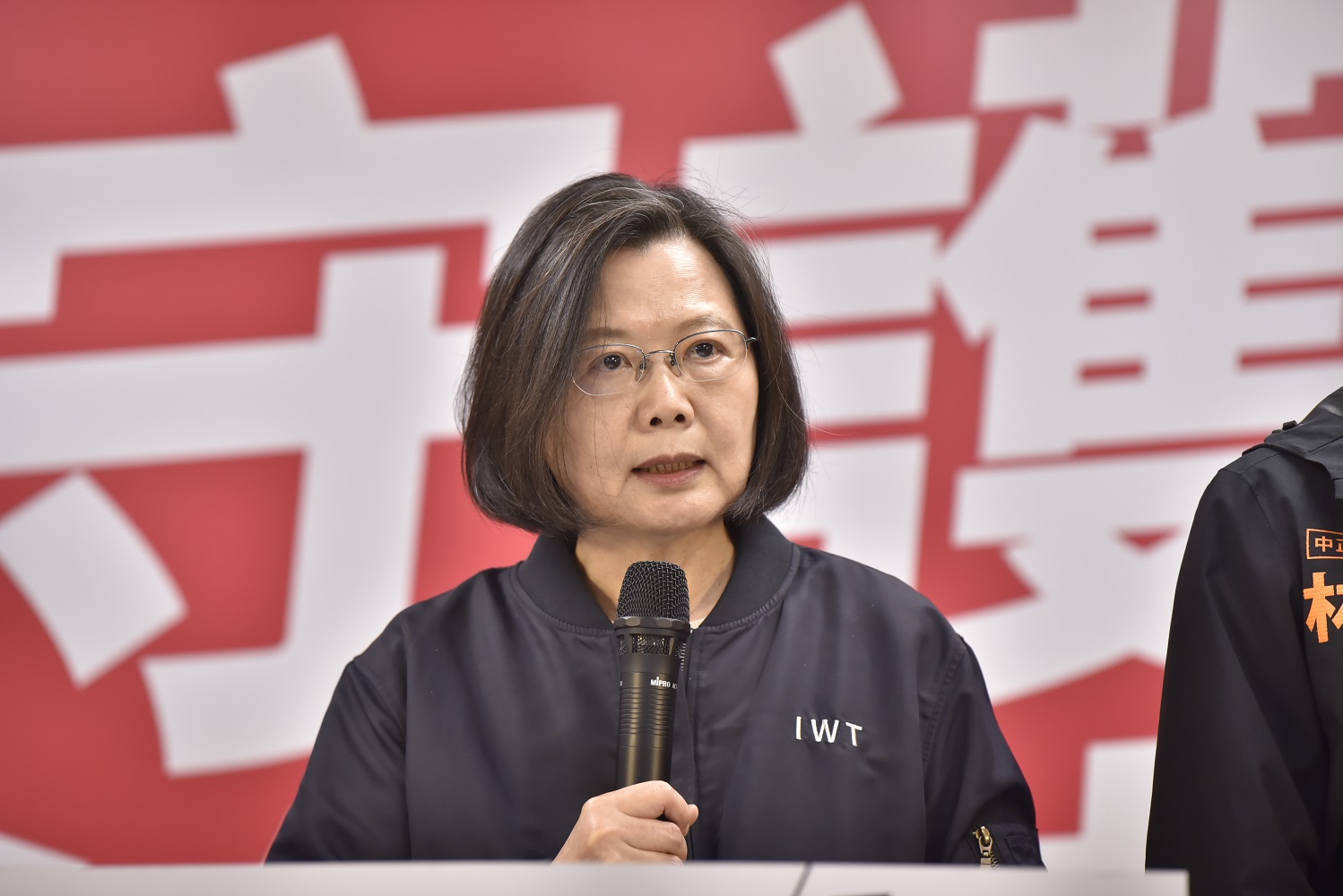 民進黨主席、總統蔡英文今（29）日在中常會親自拍板，擔任民進黨選對會召集人。 圖：民進黨提供
