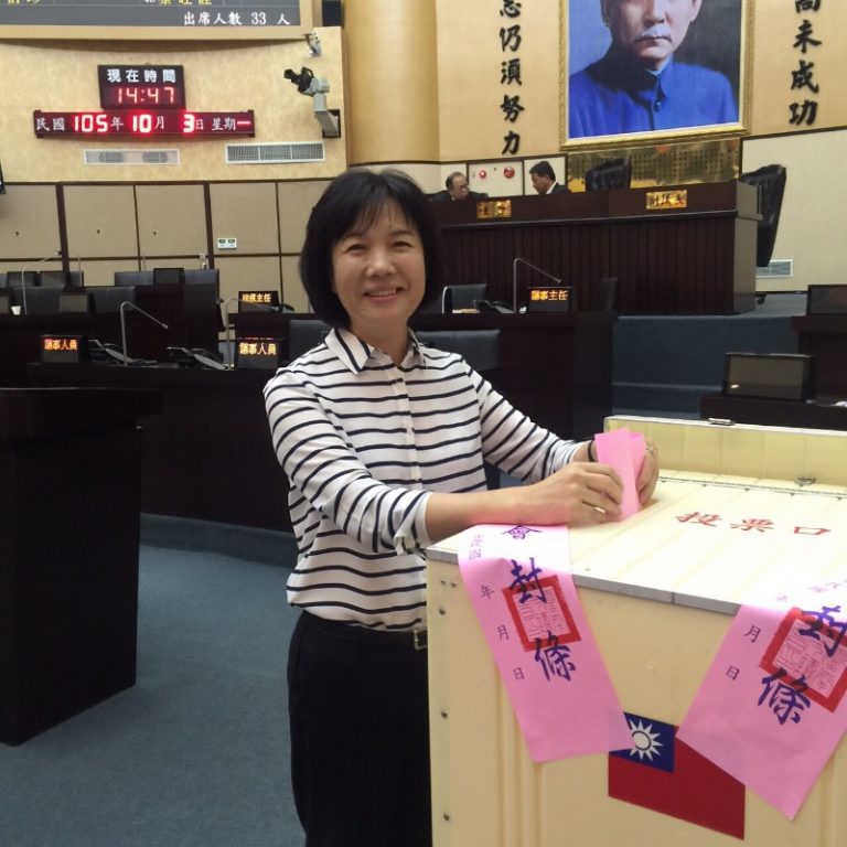 無黨籍議員郭秀珠曾投票支持民進黨籍議長。圖片來源：郭秀珠提供