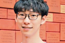 香港大學社會學系的中國學生、在讀博士方然，在廣西南寧被國安以涉嫌「顛覆國家政權罪」帶走，目前正在指定居所監視居住。