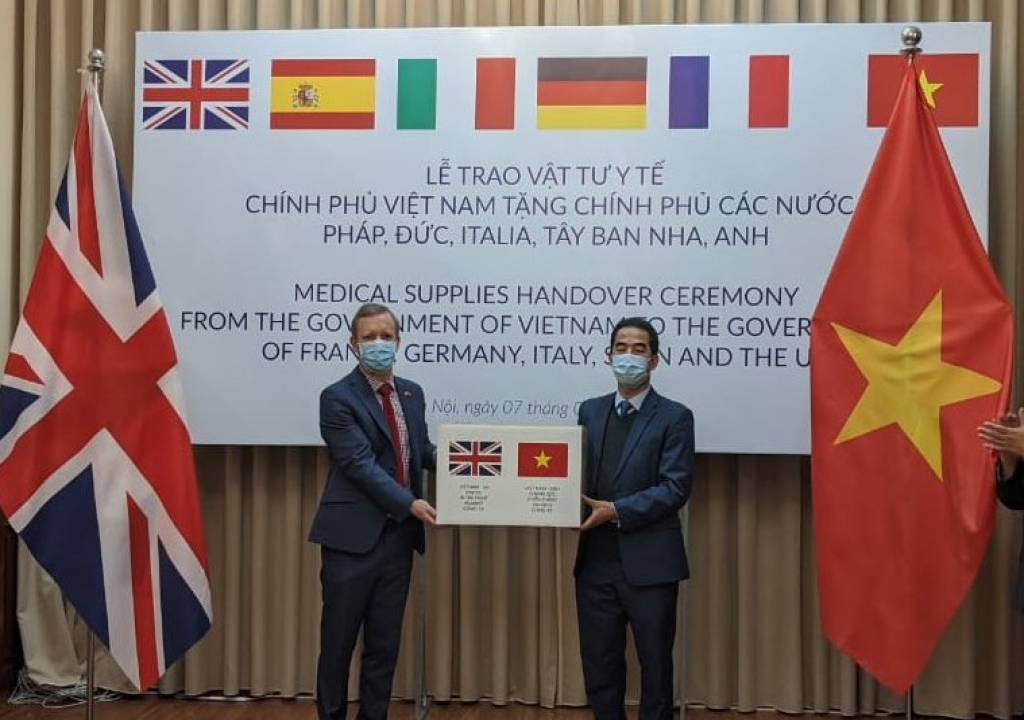 越南捐助口罩給許多歐洲國家 圖:擷取自twitter